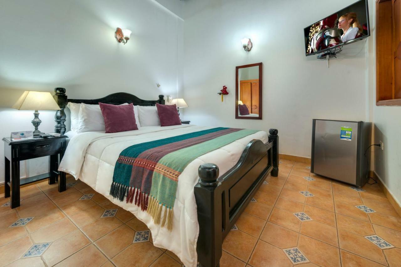 Hotel Casa Del Curato Cartagena Exterior foto