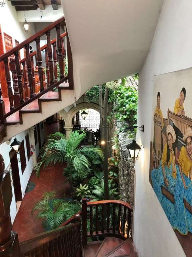 Hotel Casa Del Curato Cartagena Exterior foto